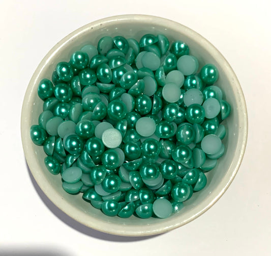 Emerald - 1/2 Pearls