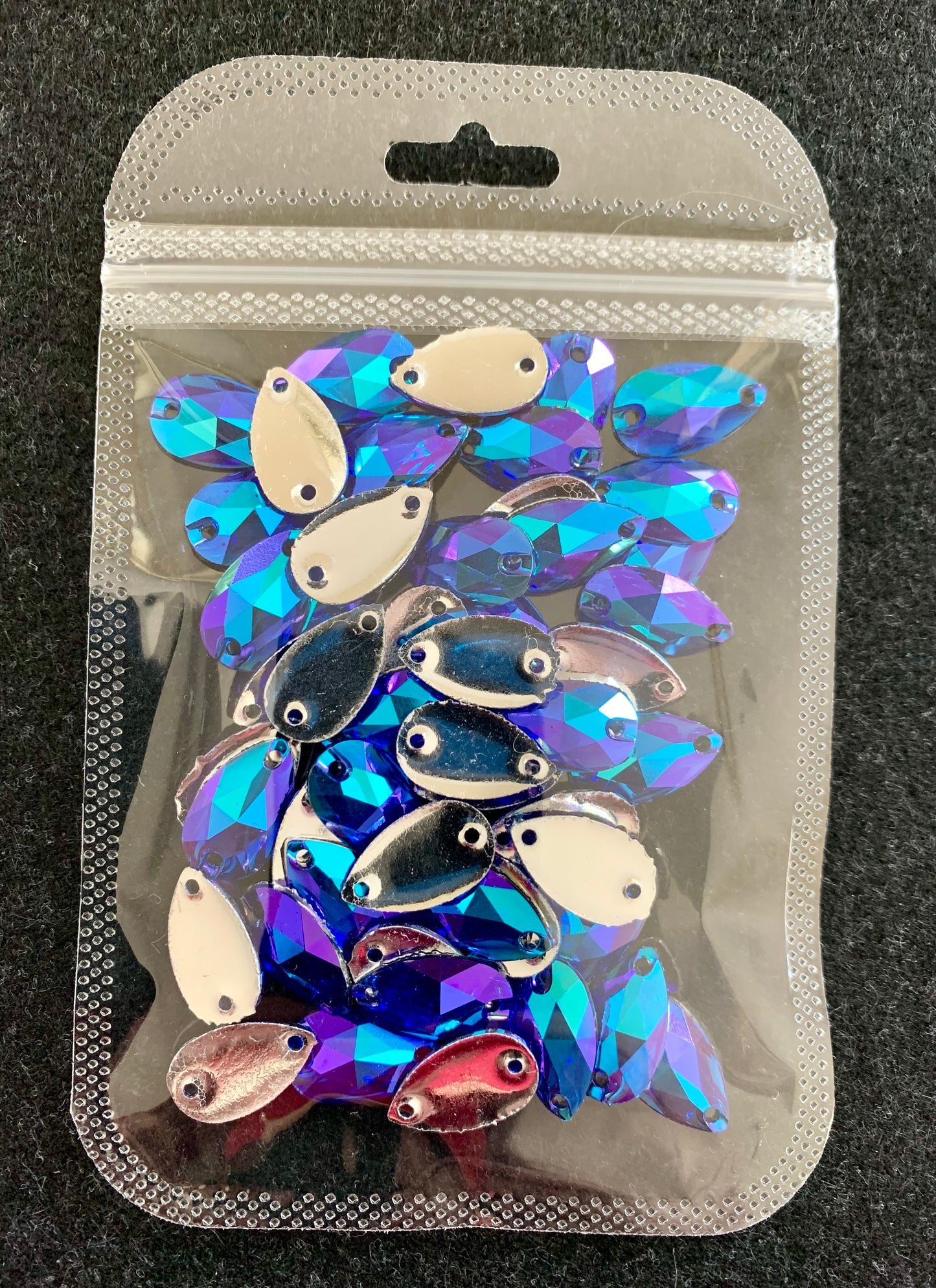 Teardrop Acrylic Sew On - Sapphire AB