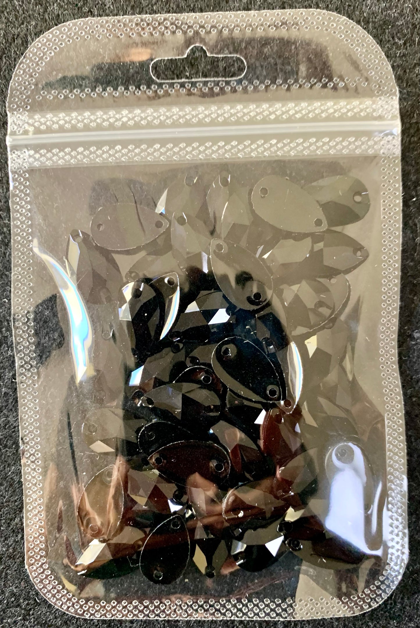 Teardrop Acrylic Sew On - Jet Black