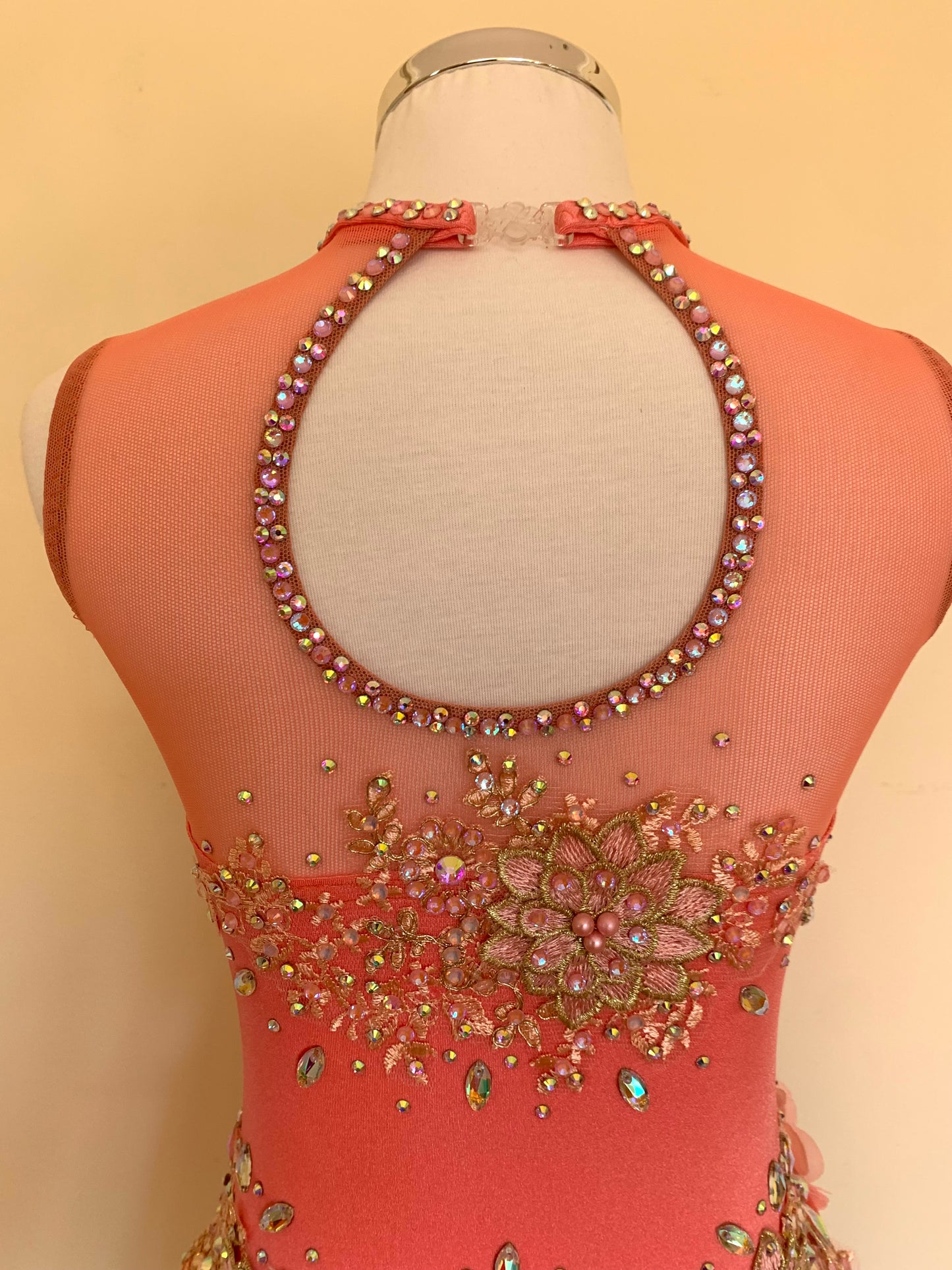 Apricot Lyrical Size 6