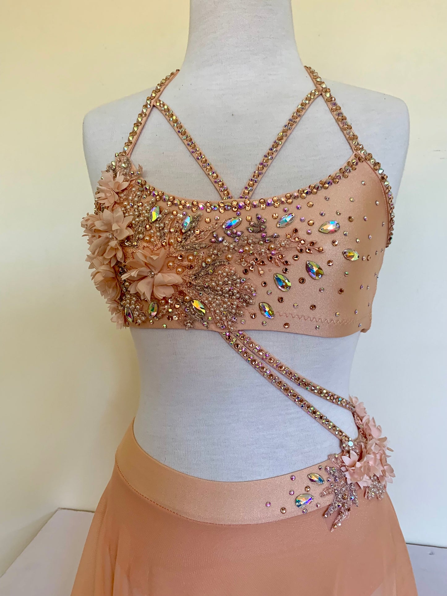 Peach Lyrical size AXS