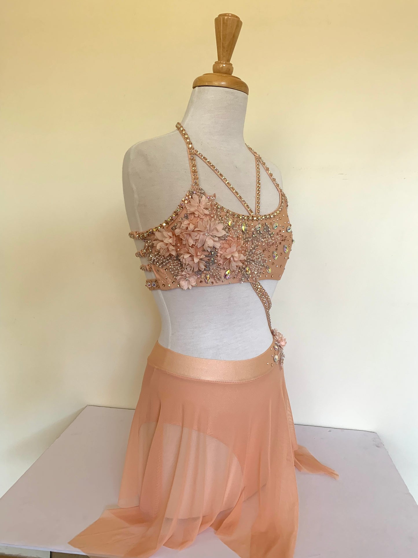 Peach Lyrical size AXS