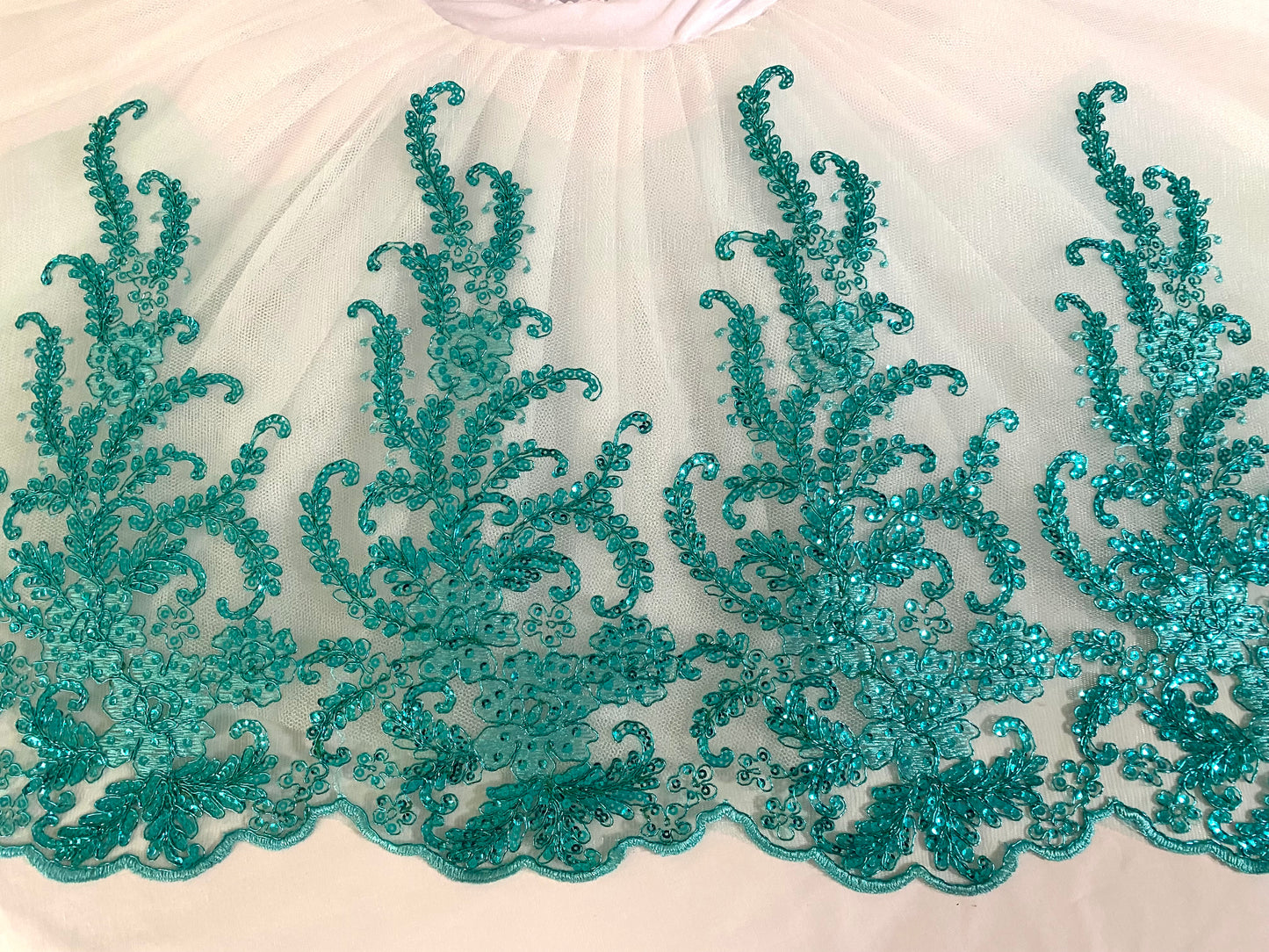 Alyssa Lace Emerald