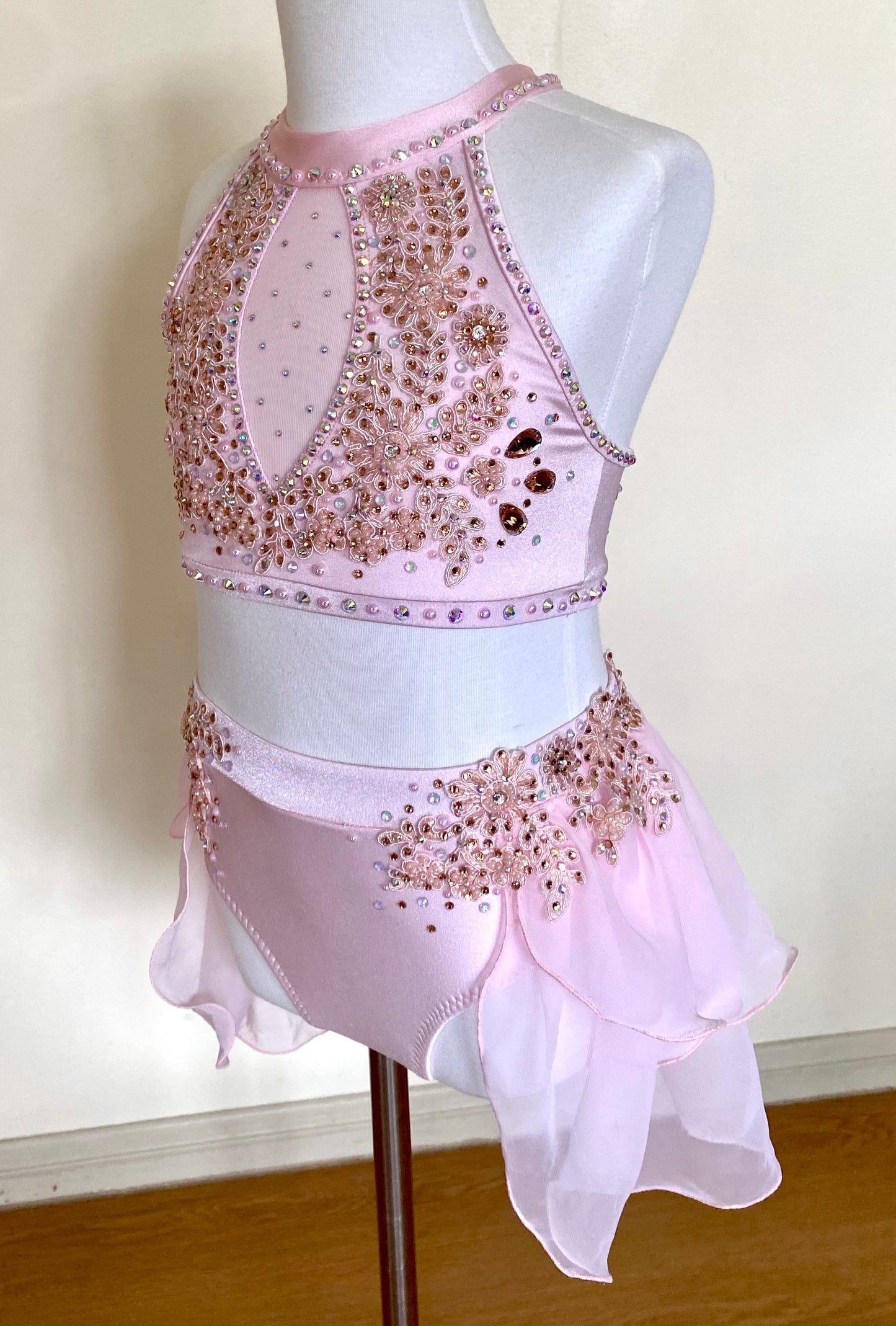 Pink and Peach Lyrical Size 8