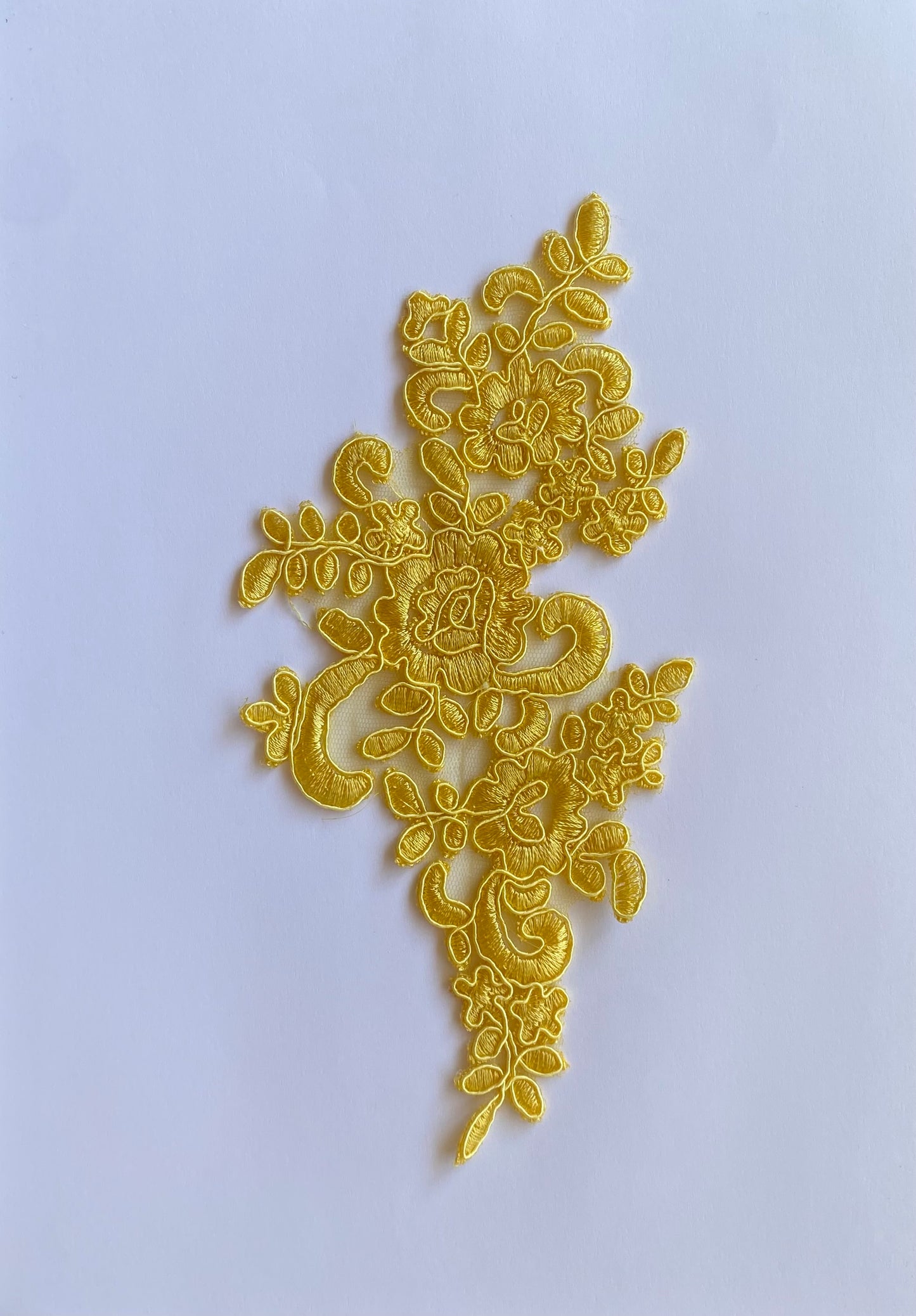 Medium Lace Applique - LA#1 - 30 Colours