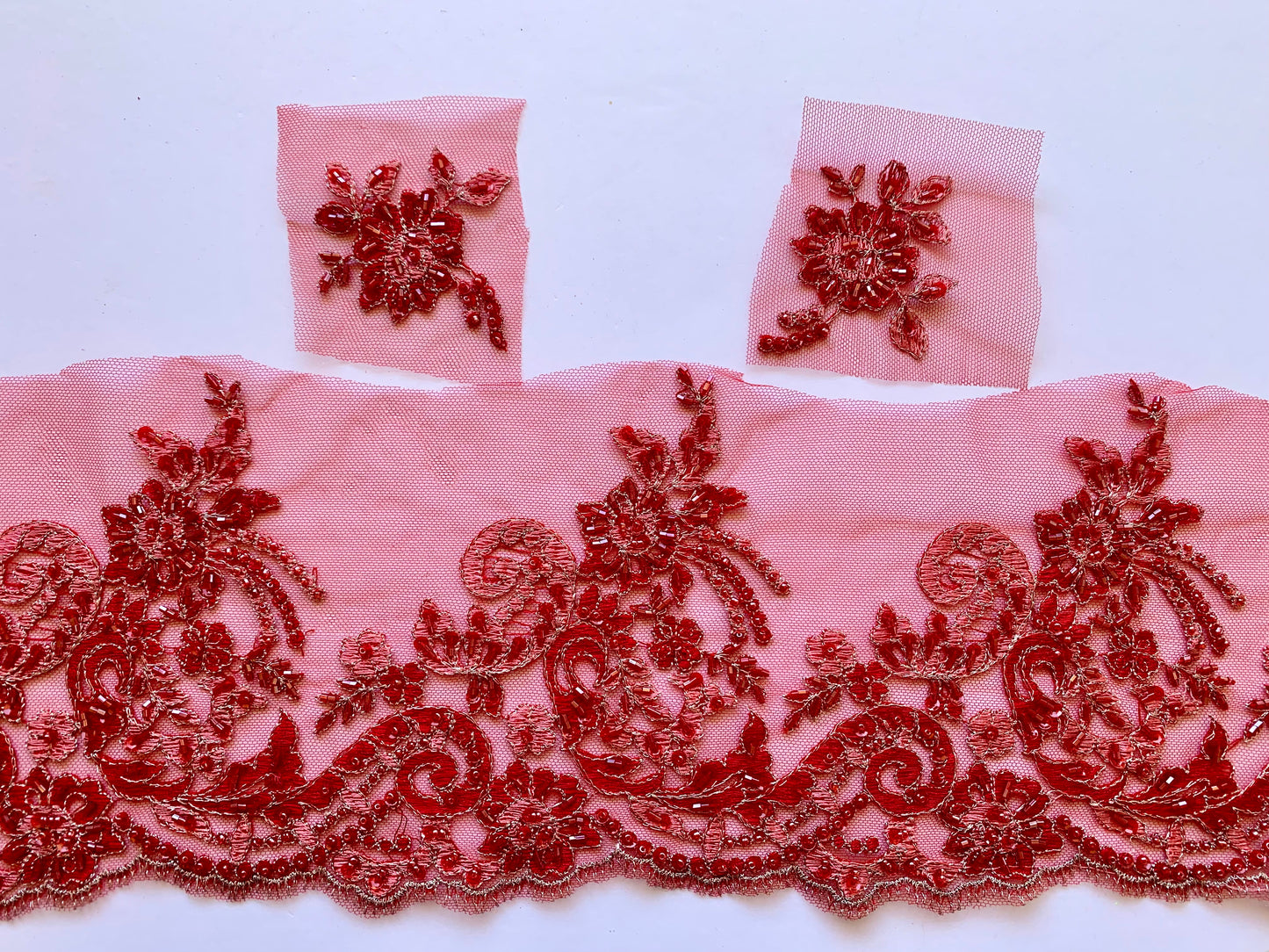 Delicate Beaded Lace Border - Red