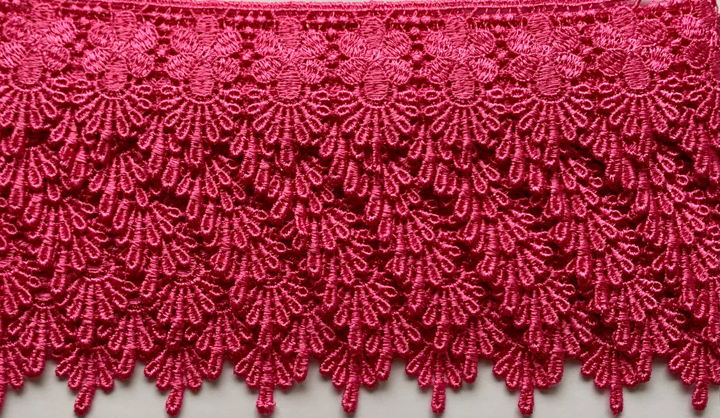Scallop Guipure #3 - Bright Pink