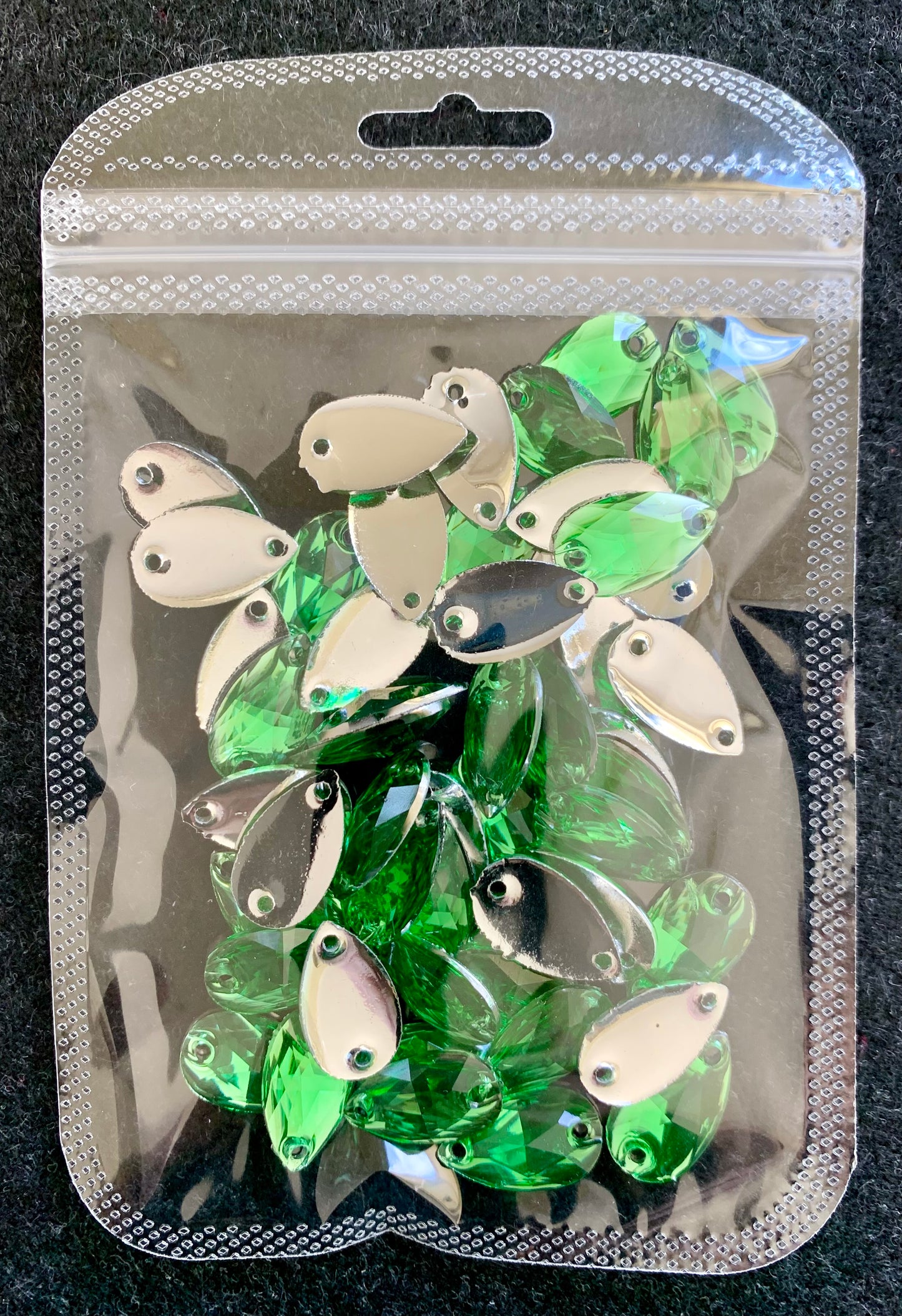 Teardrop Acrylic Sew On - Peridot