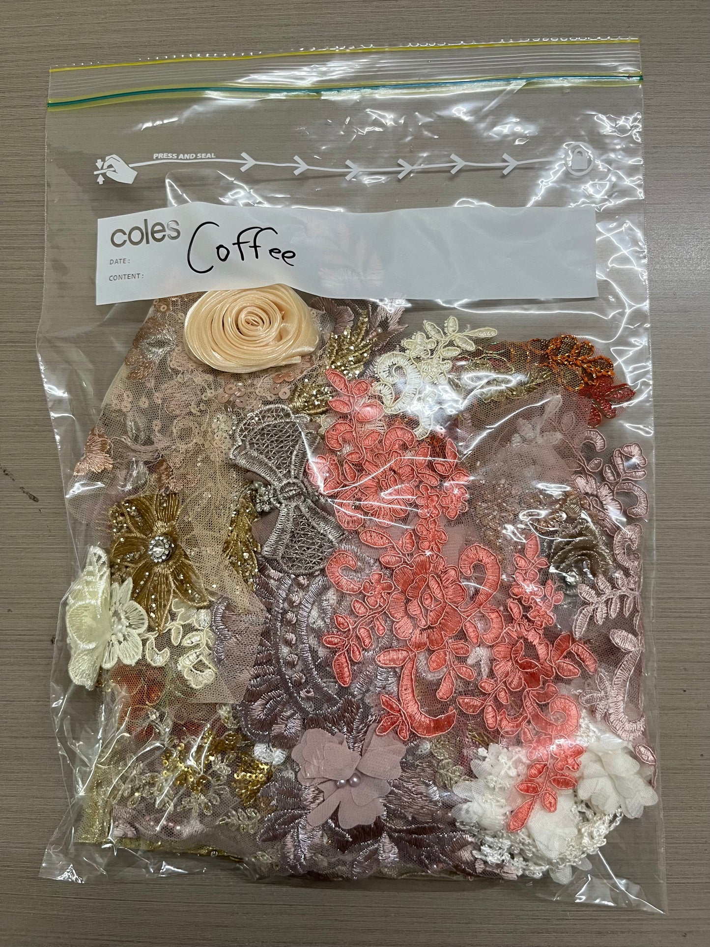 Lace Remnants -#1 Coffee
