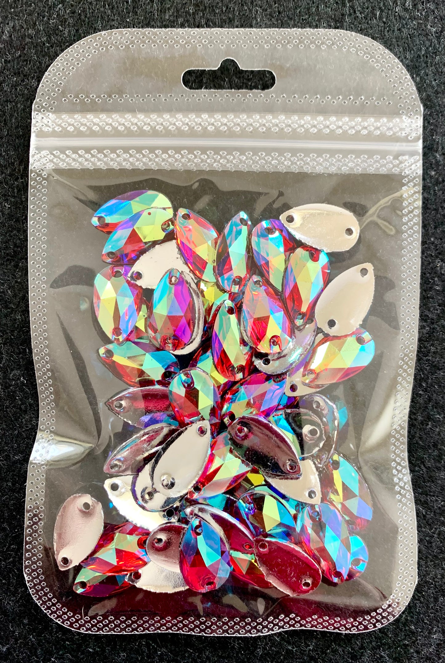 Teardrop Acrylic Sew On - Siam AB