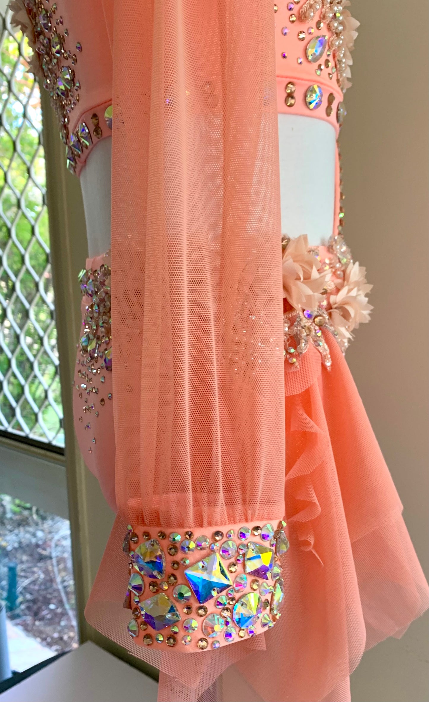 Apricot Lyrical Size 6
