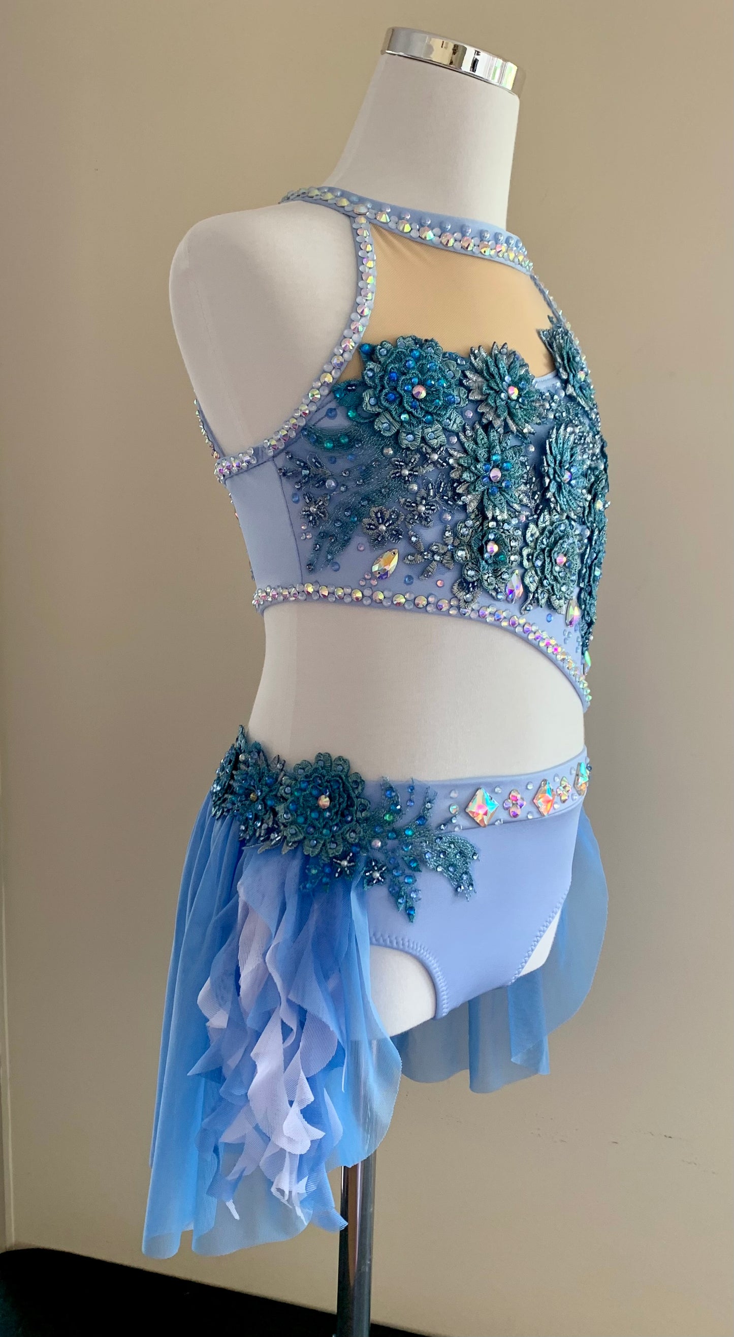 Blue lyrical Size 10