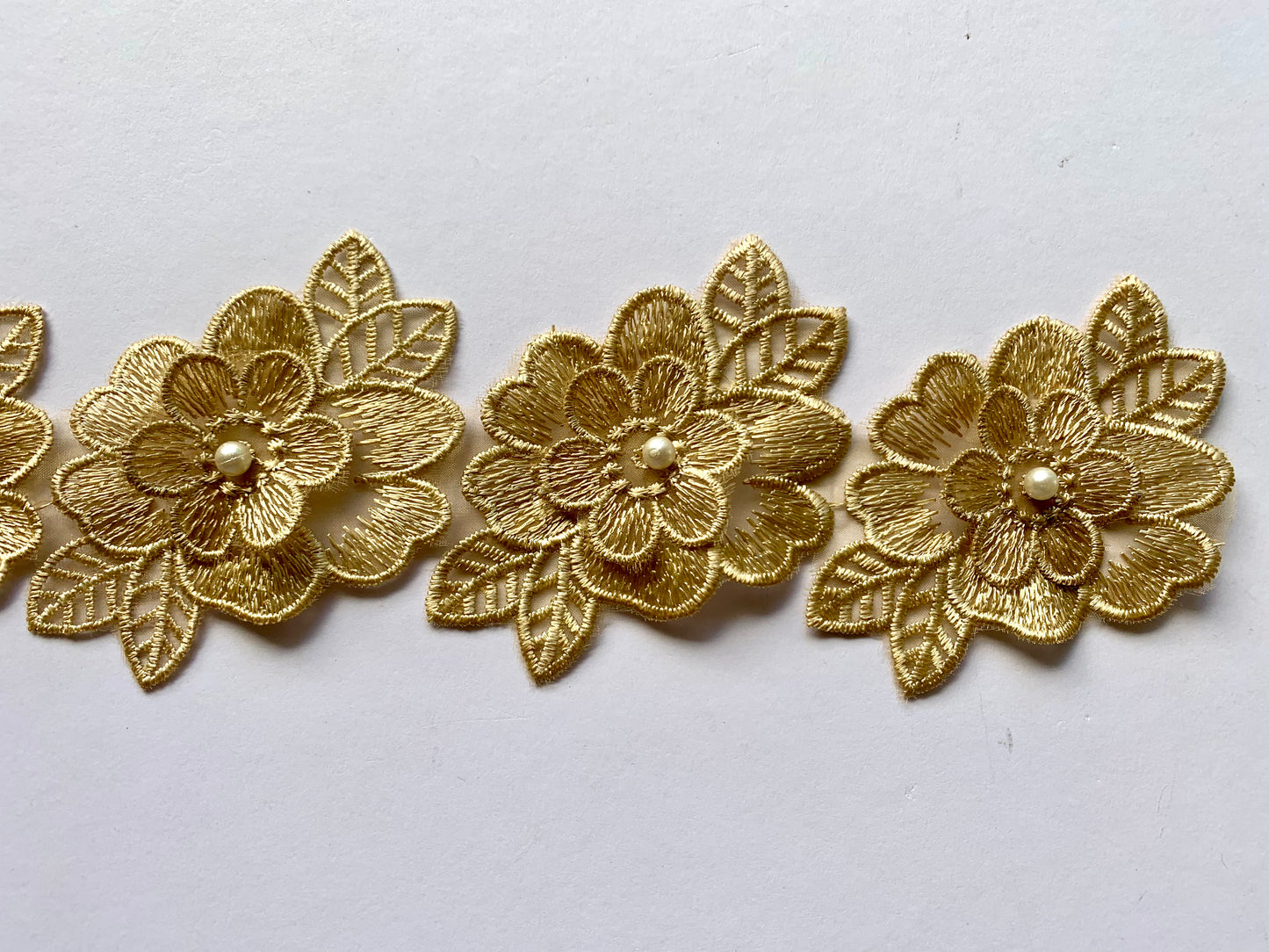 Pearl Lace Flower Trim- 8 Colours