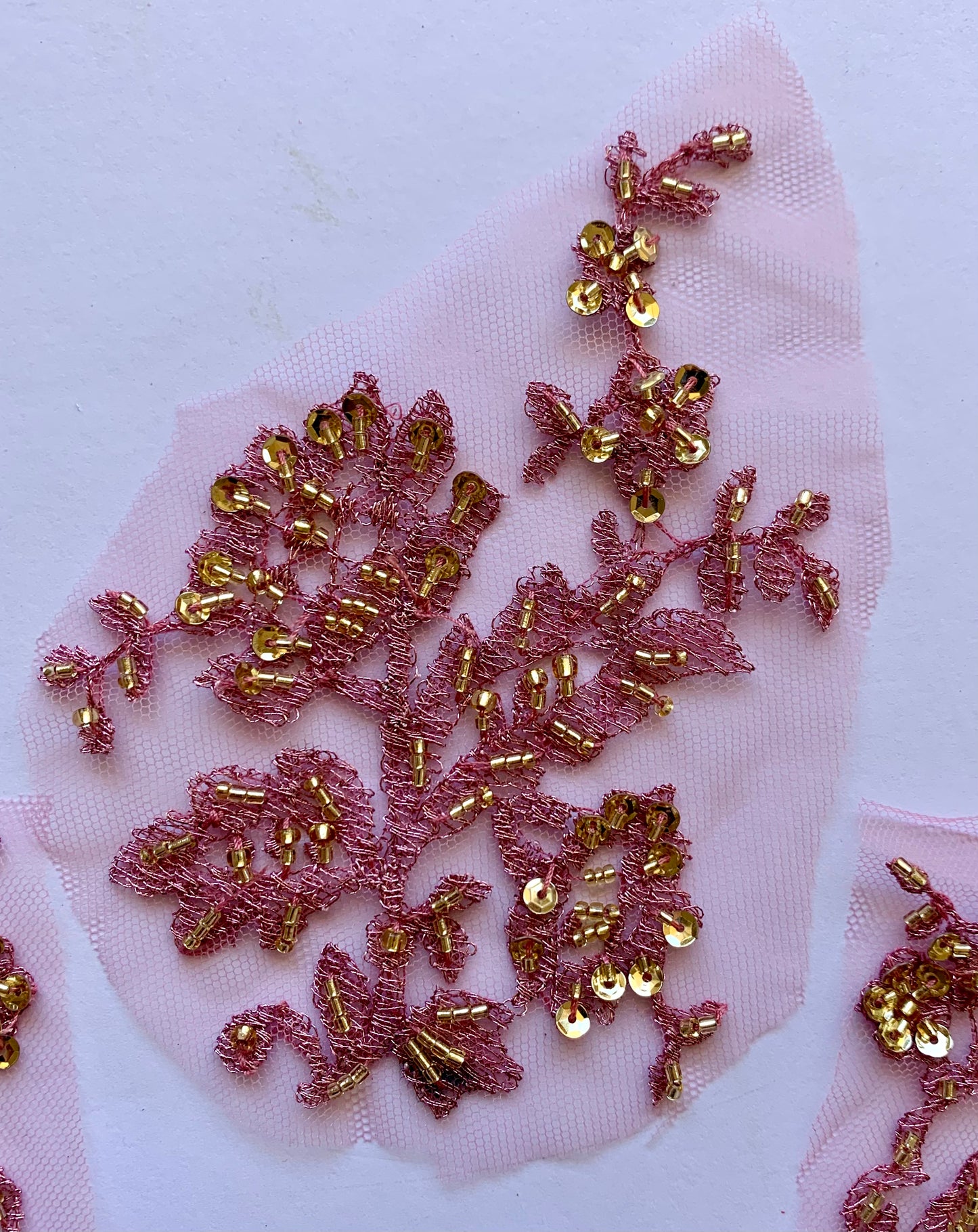 Iris Beaded Lace Border - Mauve