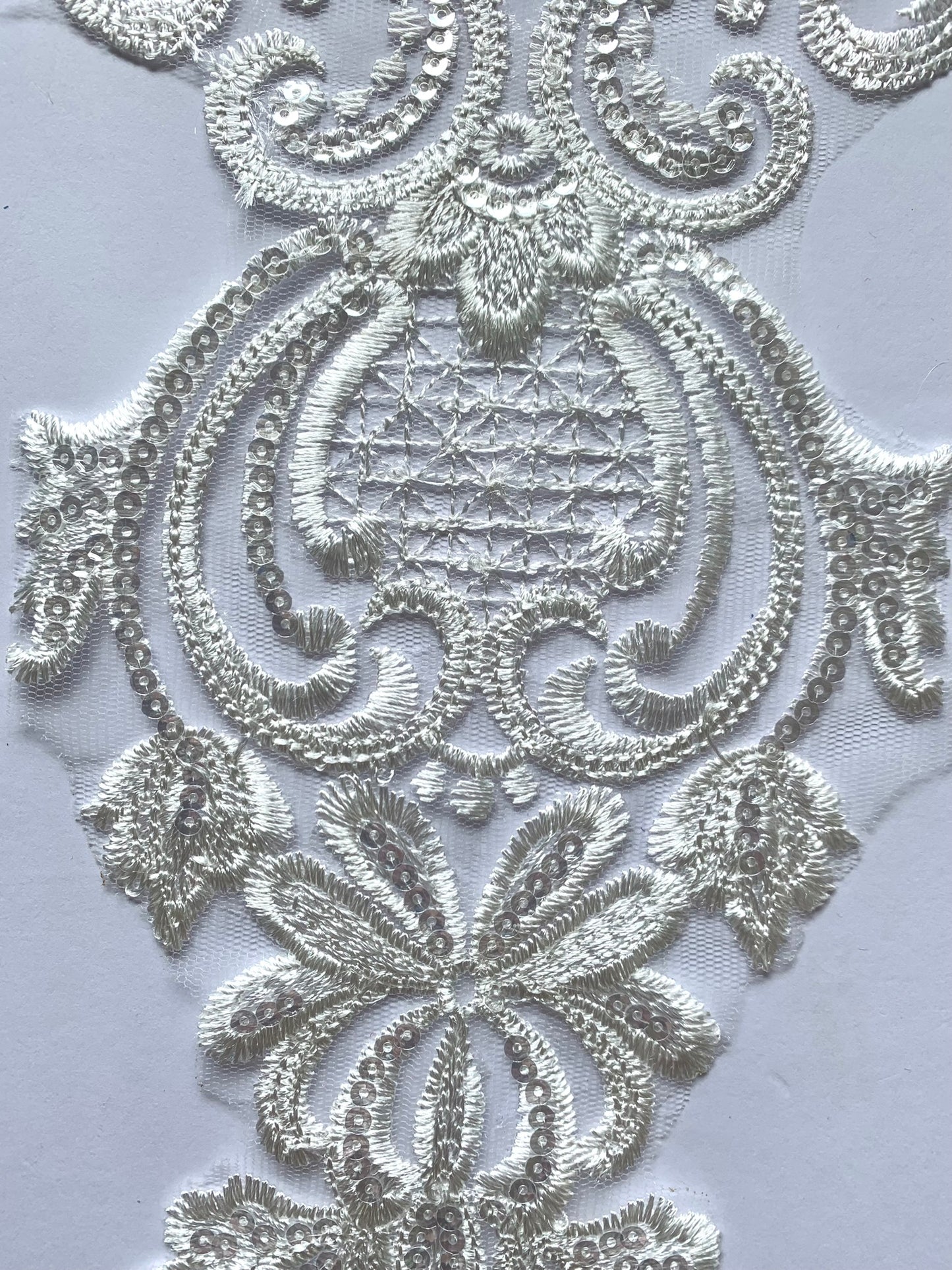 White Sequin Applique #10 - LA#12