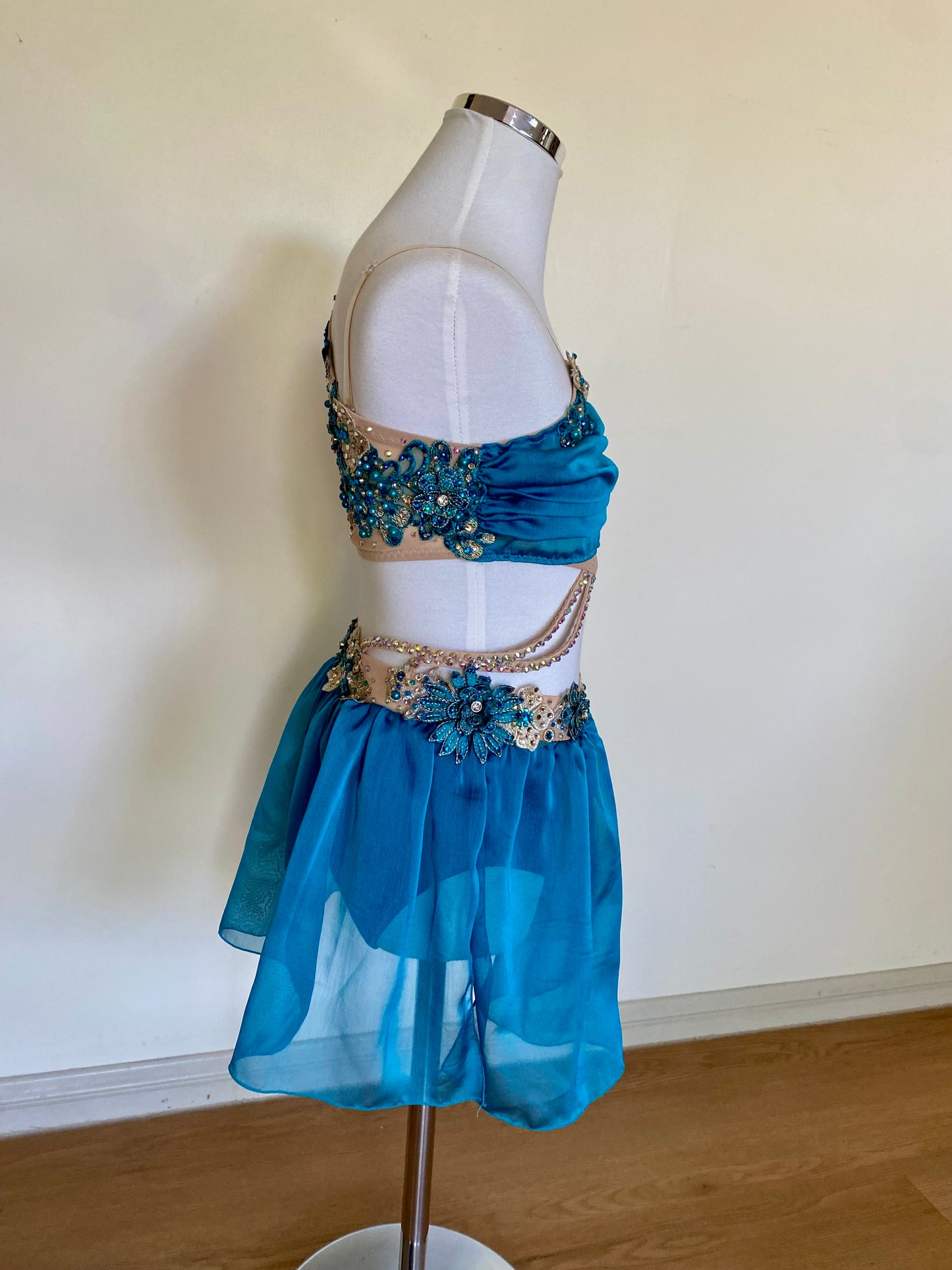 Teal Lyrical 2 piece size 8