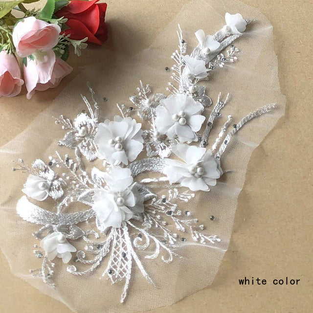 Delicate Flower Appliques - Med - 5 Colours