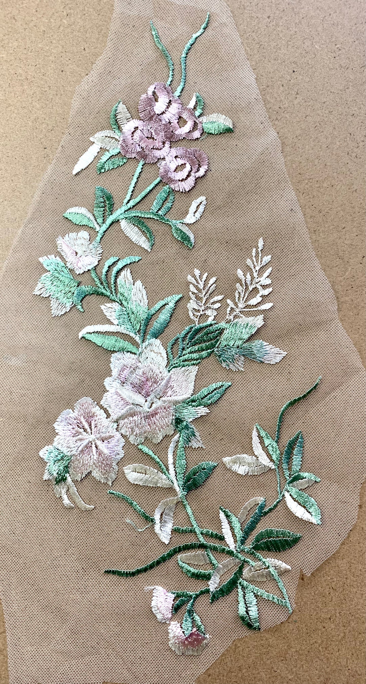 Medium Flower Applique #4 -5 Colours