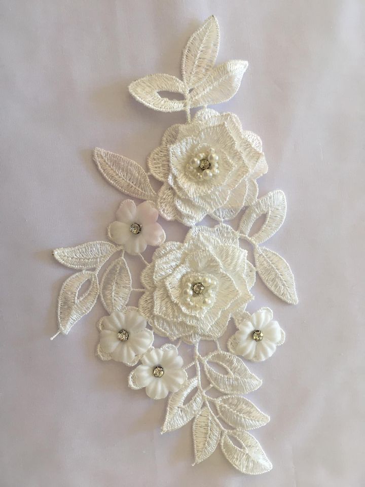 Medium Flowers and Pearls #1 -3D#36- 5 Colours