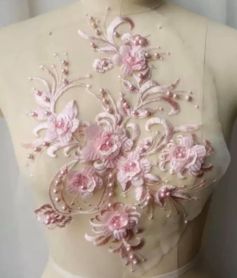 3D Delicate Lace Applique #4 - 5 Colours