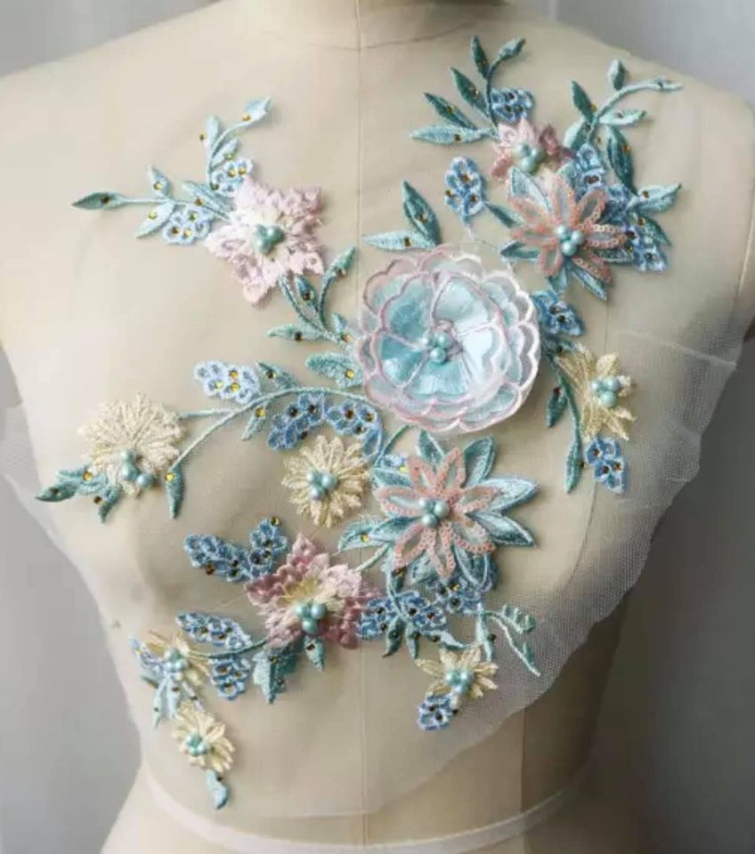 Large 3D Flowers -3D#4 - 6 Colours