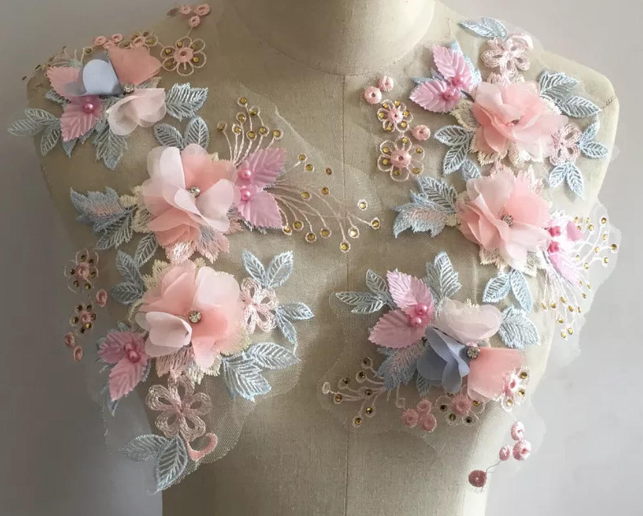 Medium Romantic Flowers Pink & Blue - 3D#31