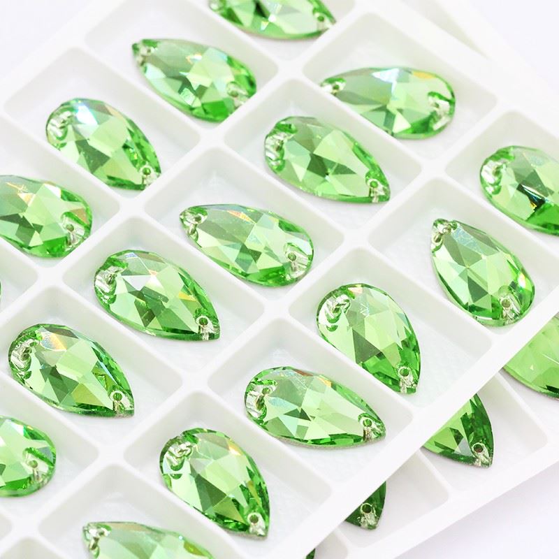 K9 Light Peridot Teardrop