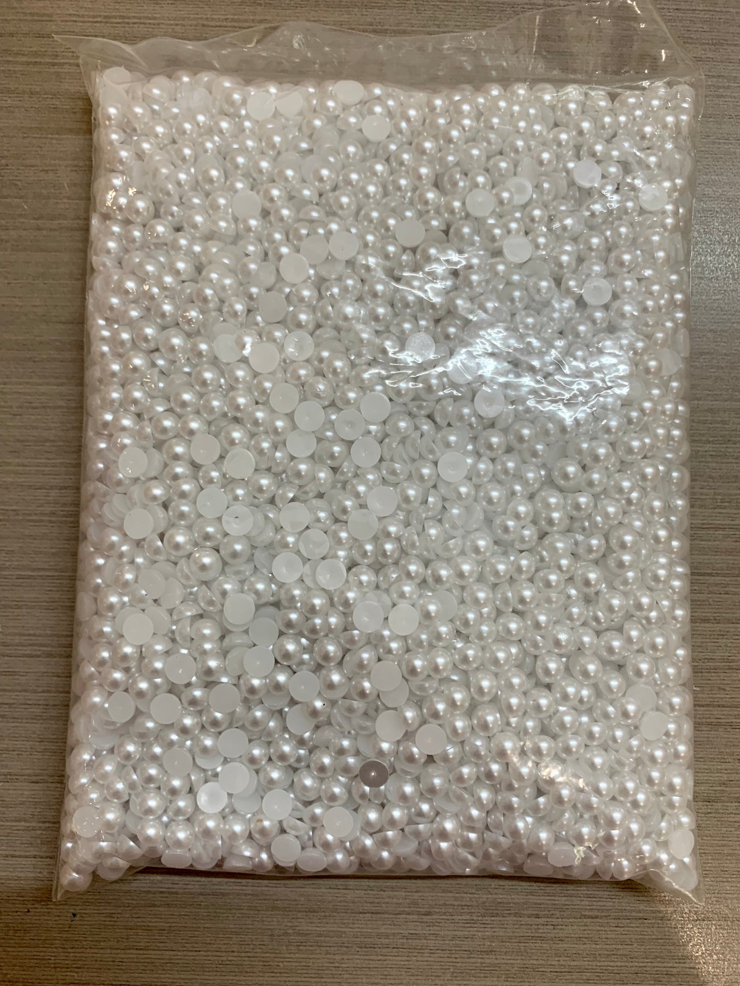 White - 1/2 Pearls