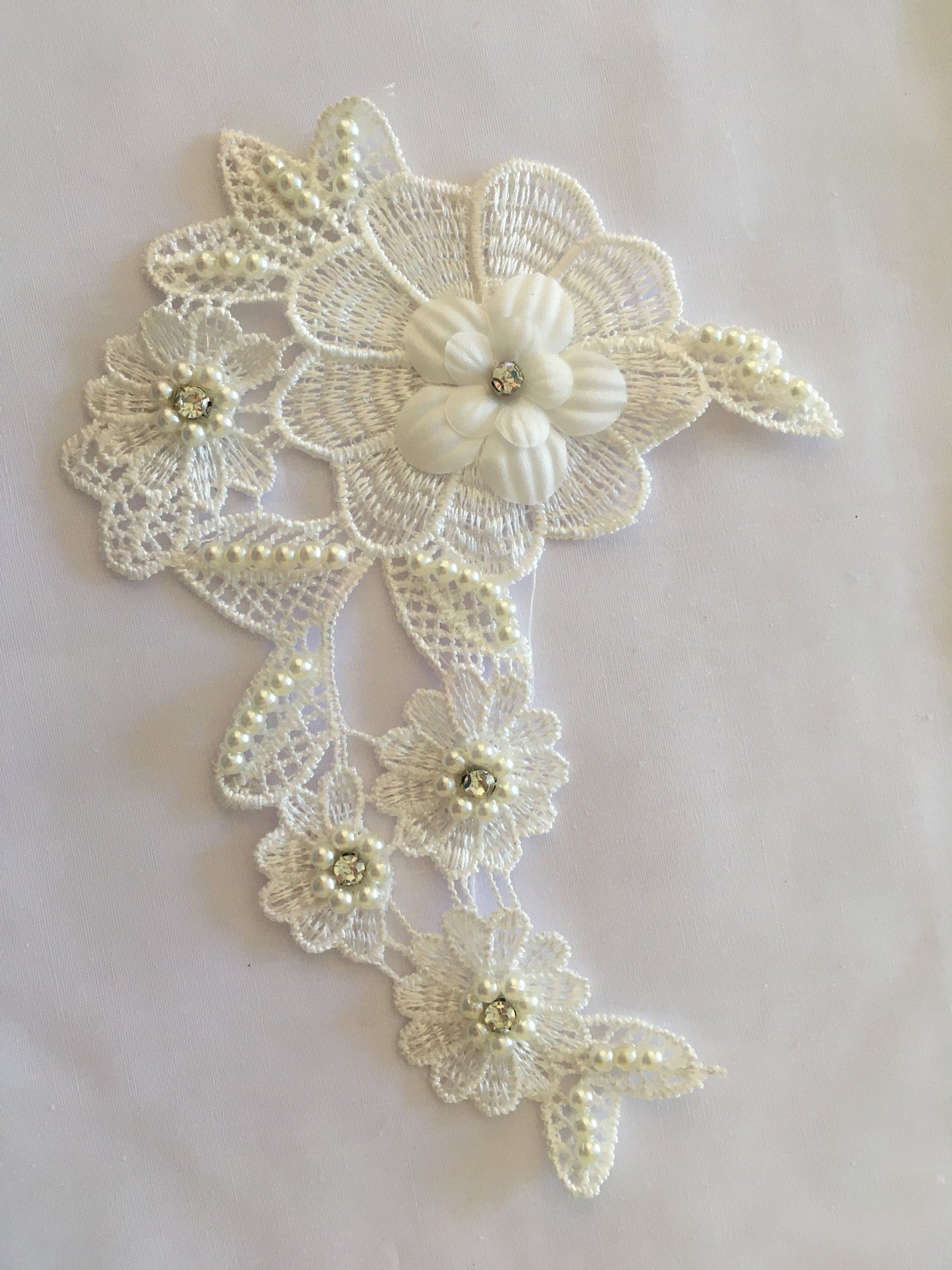 3D Flowers with Pearls SML - 3D#62 - 8 Colours