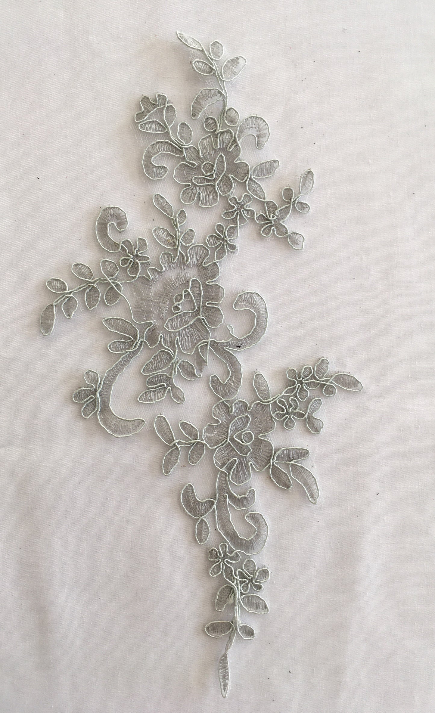 Medium Applique