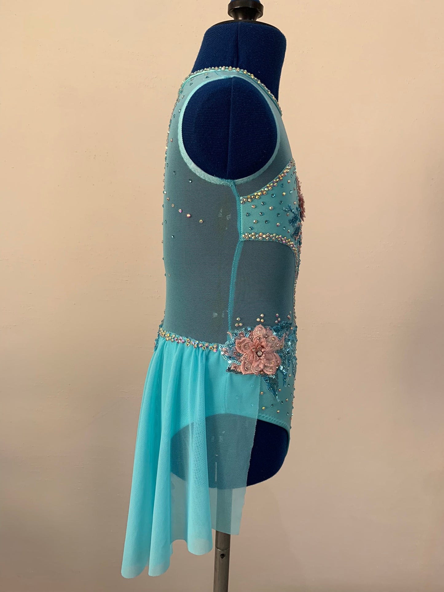 Turquoise Lyrical Size 6