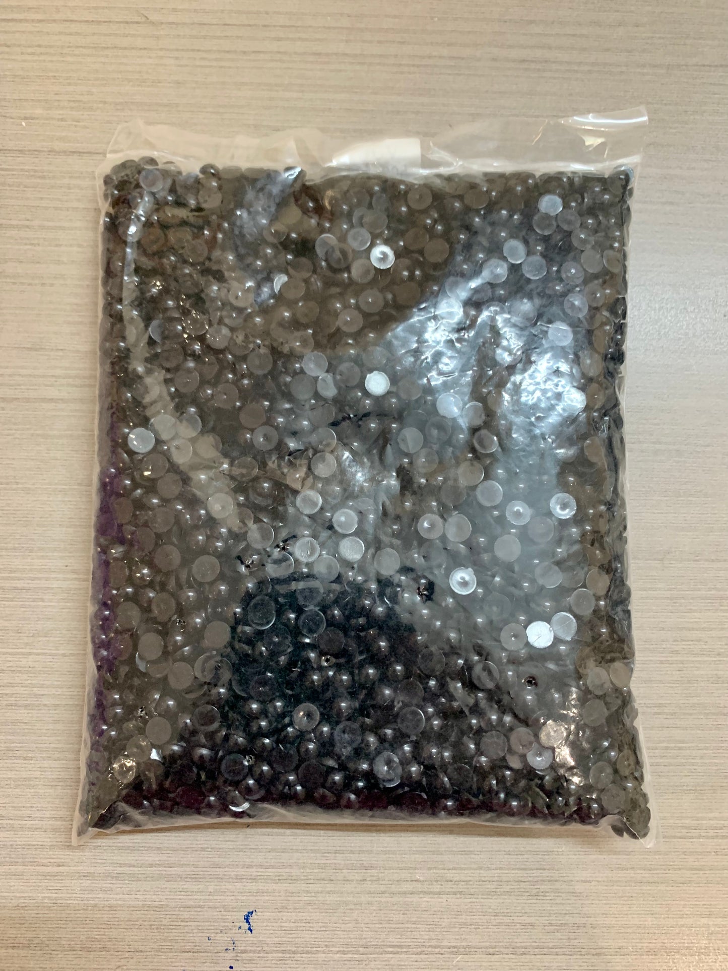 Jet Black - 1/2 Pearls