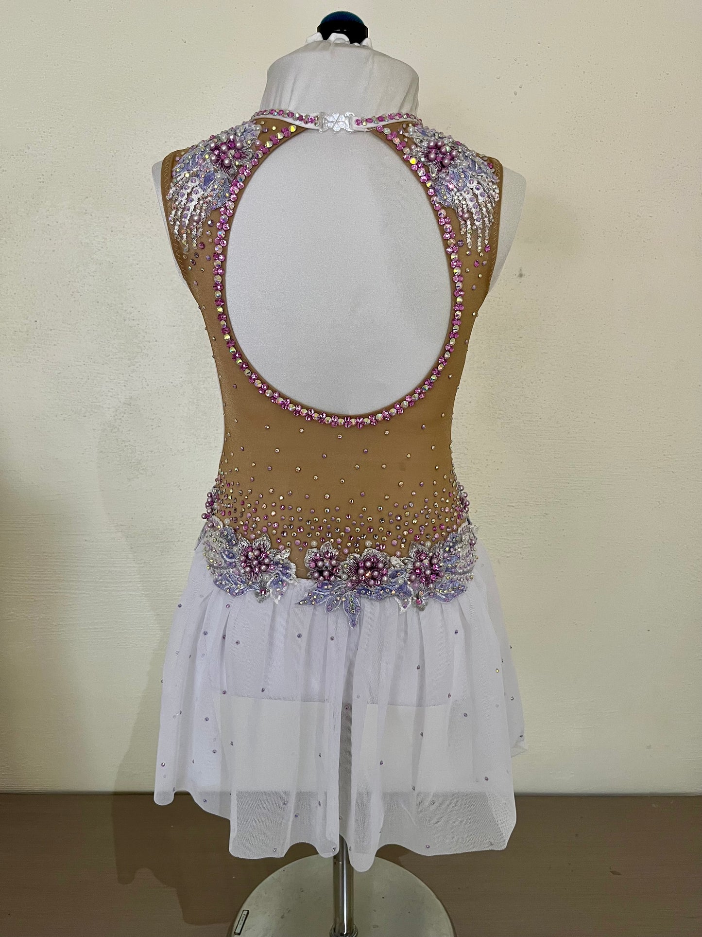 White and Lavender Lyrical size 10