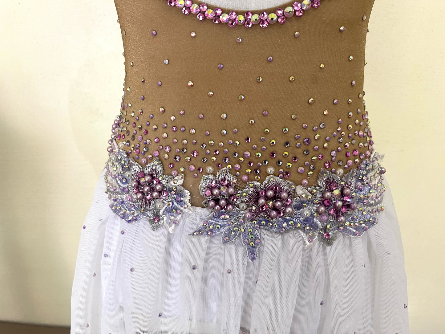 White and Lavender Lyrical size 10