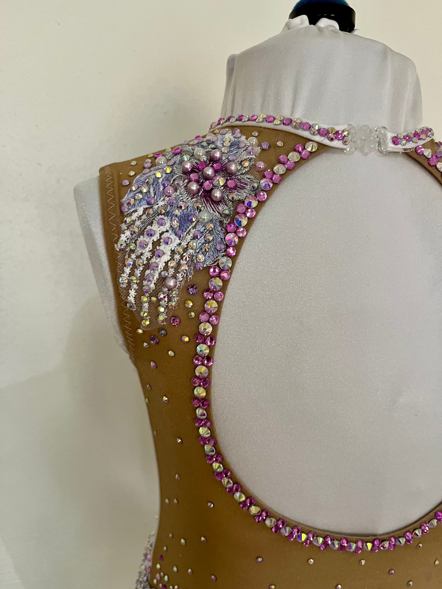 White and Lavender Lyrical size 10