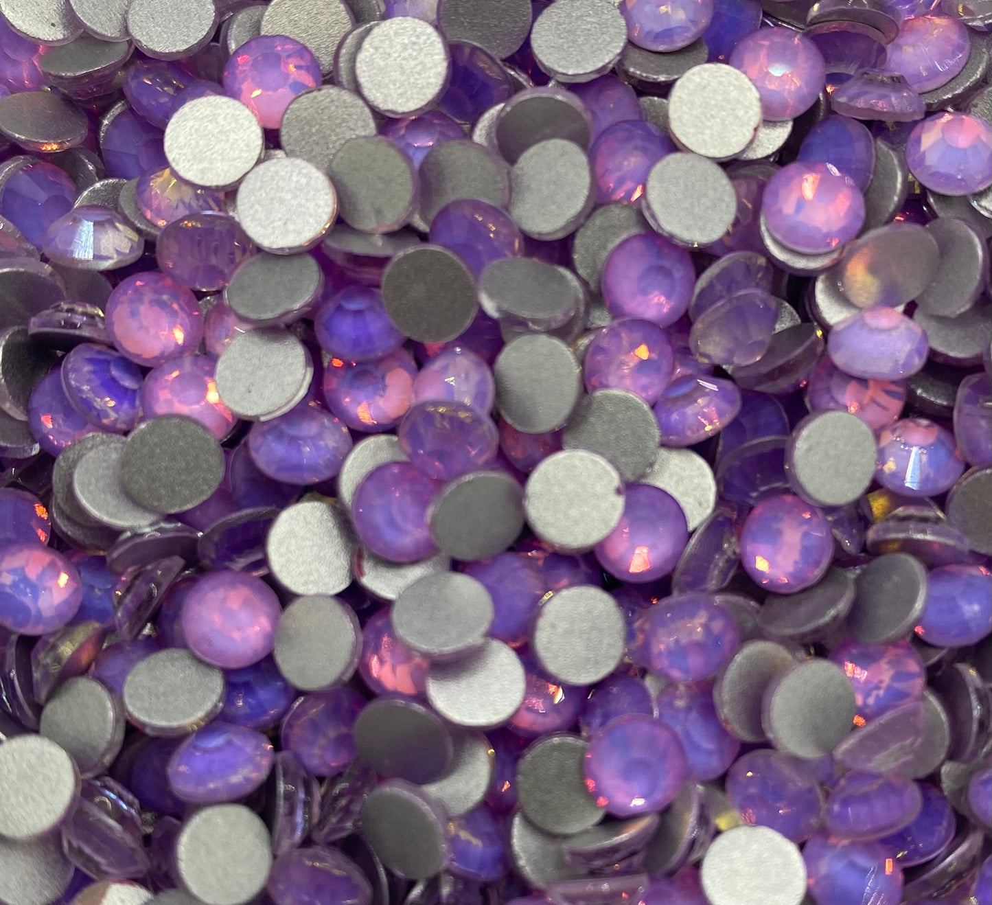Shiny Opal Light Violet