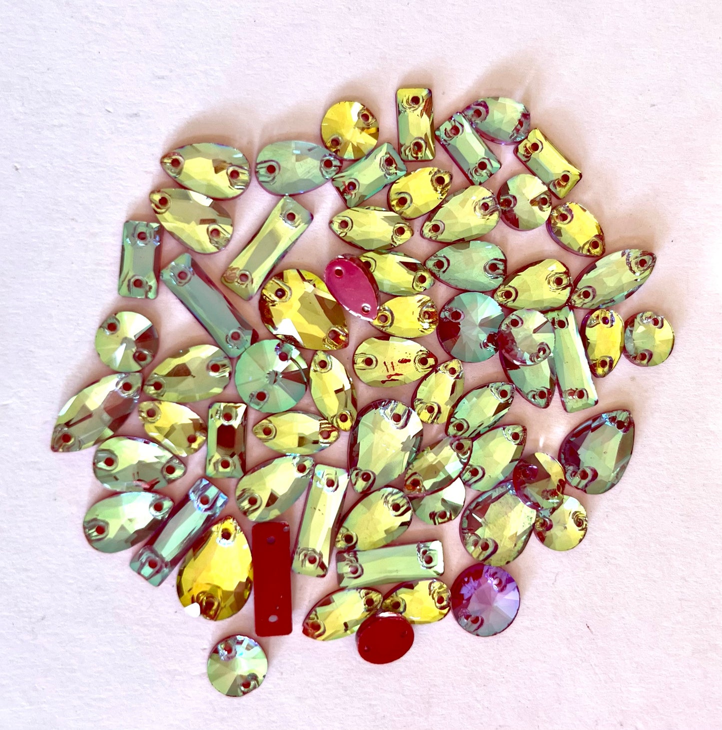 Mocha Opal Dark Siam - Mixed Glass Shapes