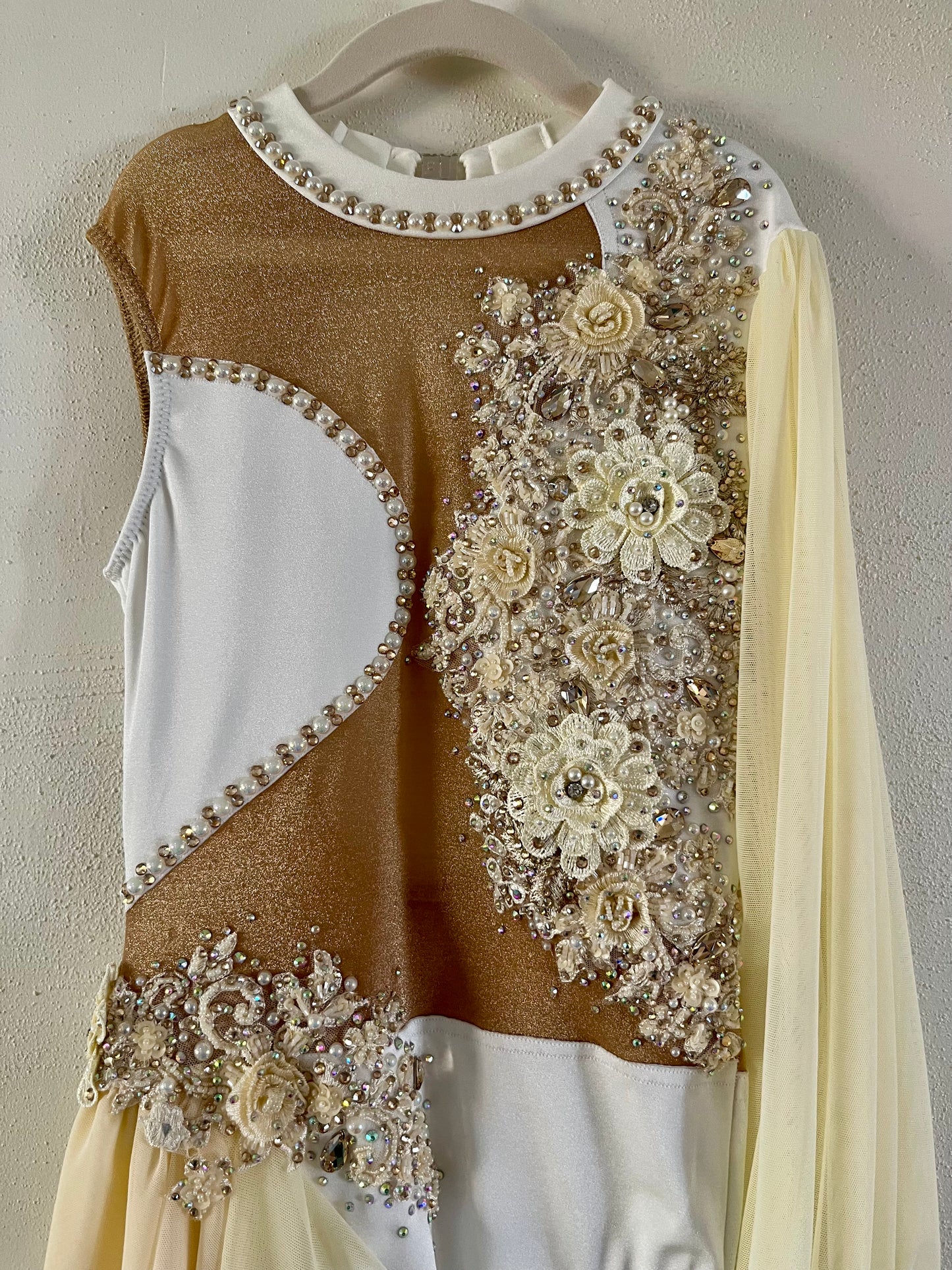 Ivory and Champagne Lyrical Size 12