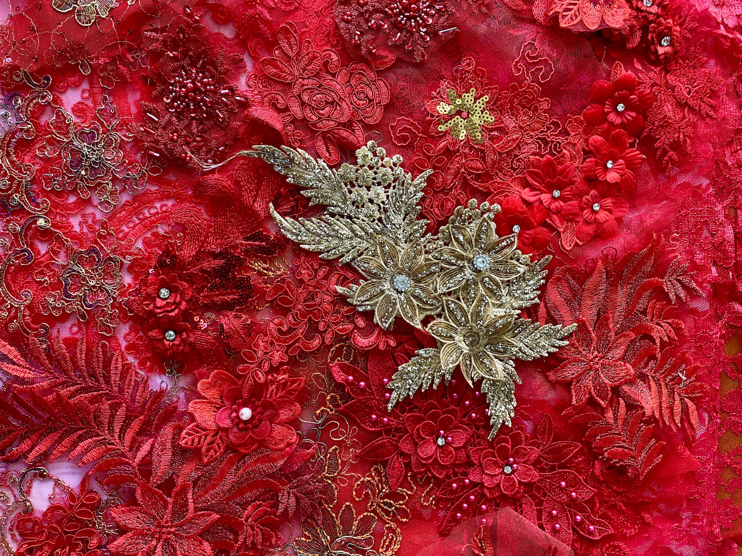 Lace Remnants -Red Mix