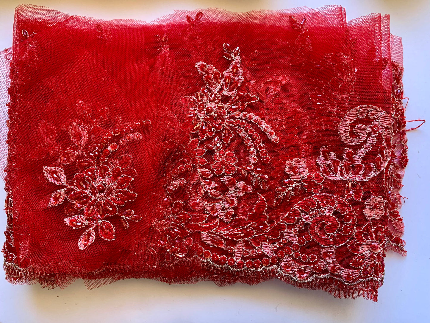 Delicate Beaded Lace Border - Red