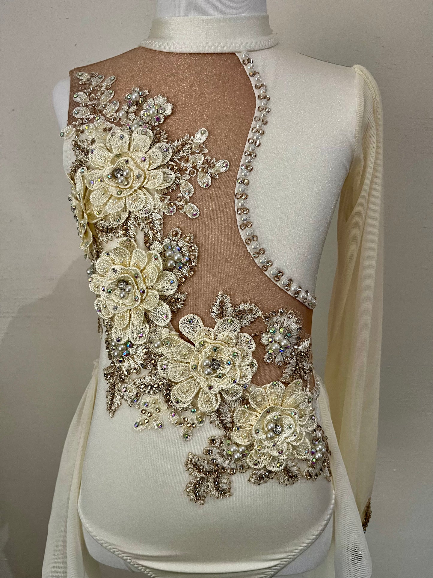 Cream and Champagne Lyrical Size 6