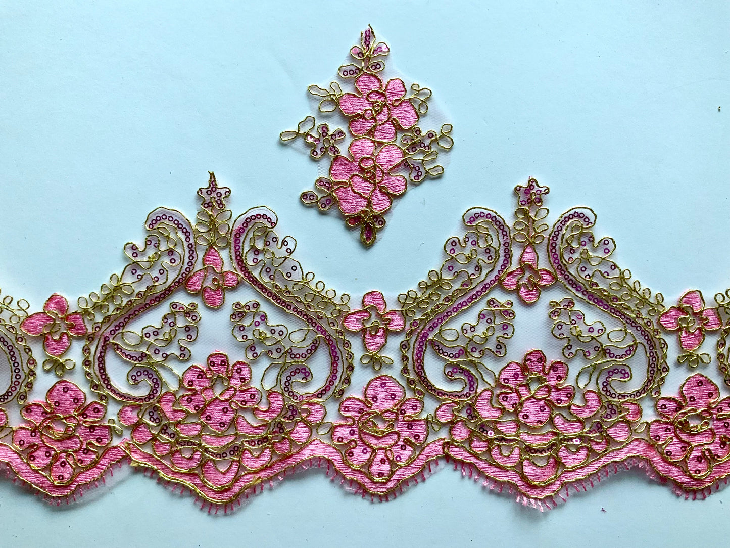 Bella Lace Border Trim- Pink