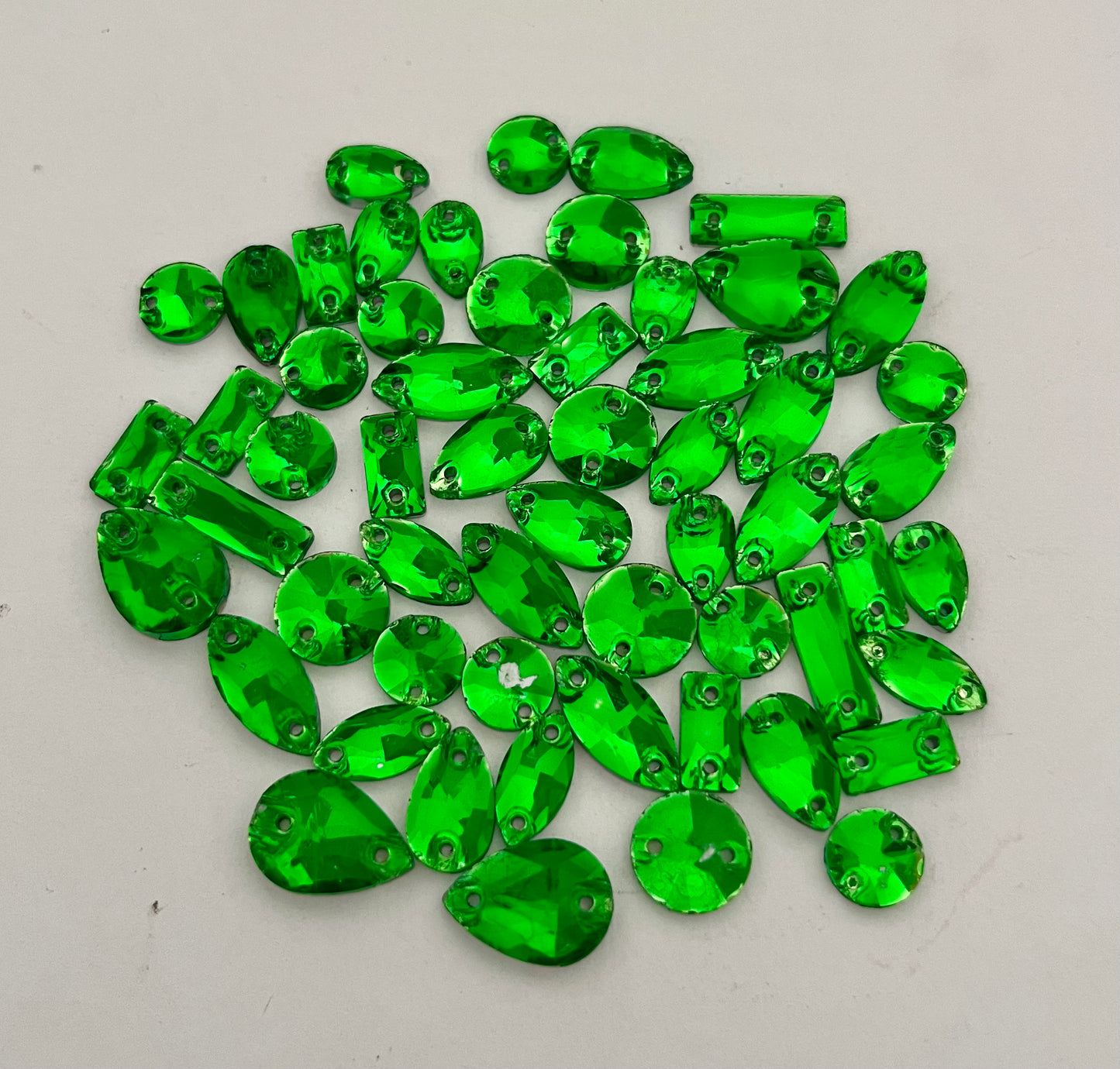 Green - Mixed Glass Shapes