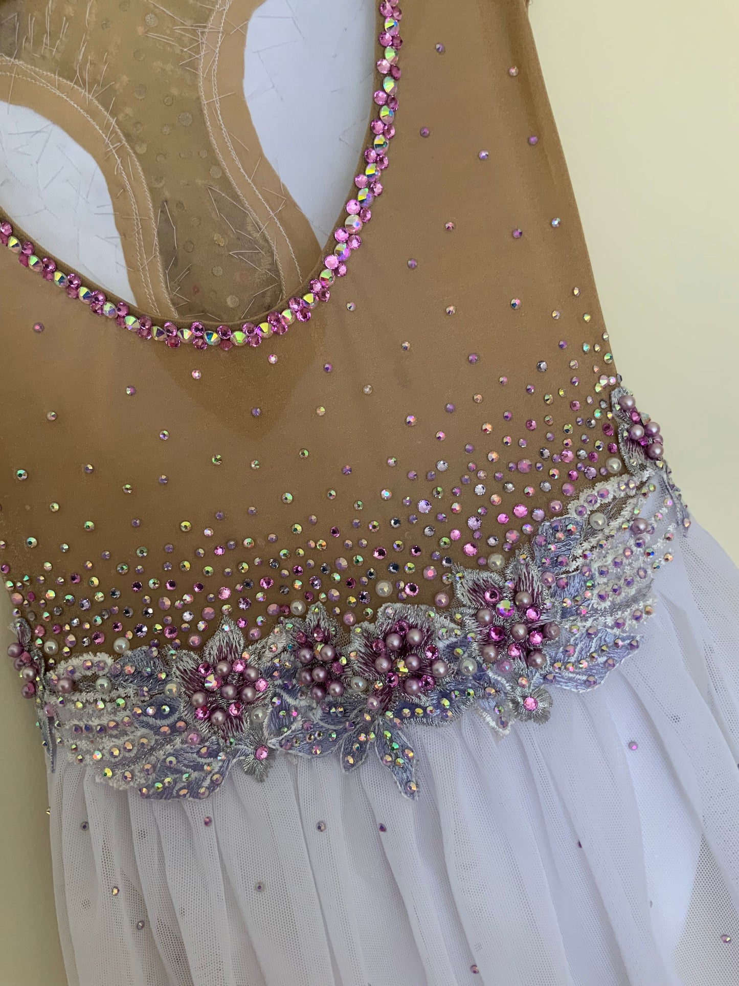White and Lavender Lyrical size 10