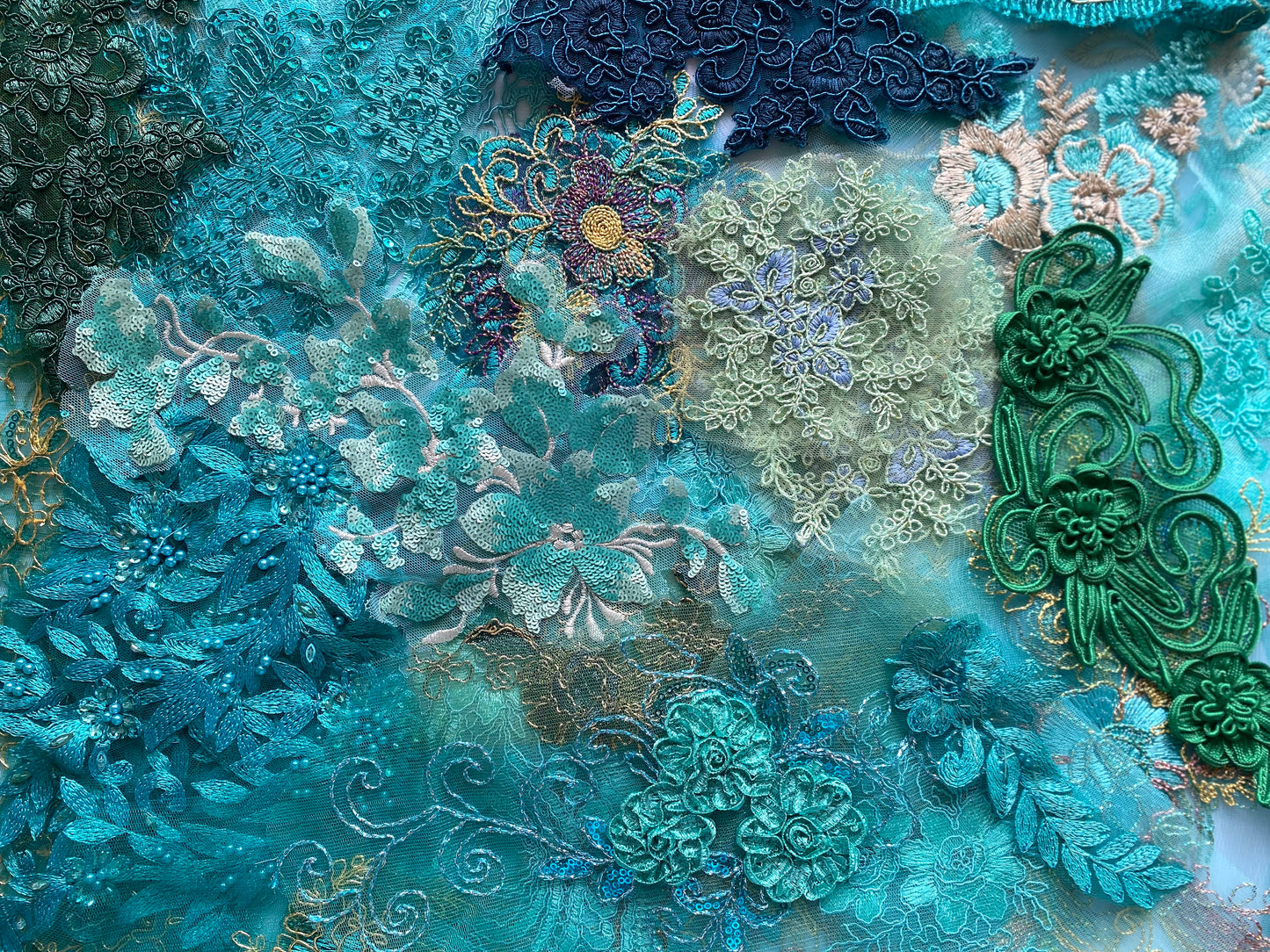 Lace Remnants -Dark Green Mix