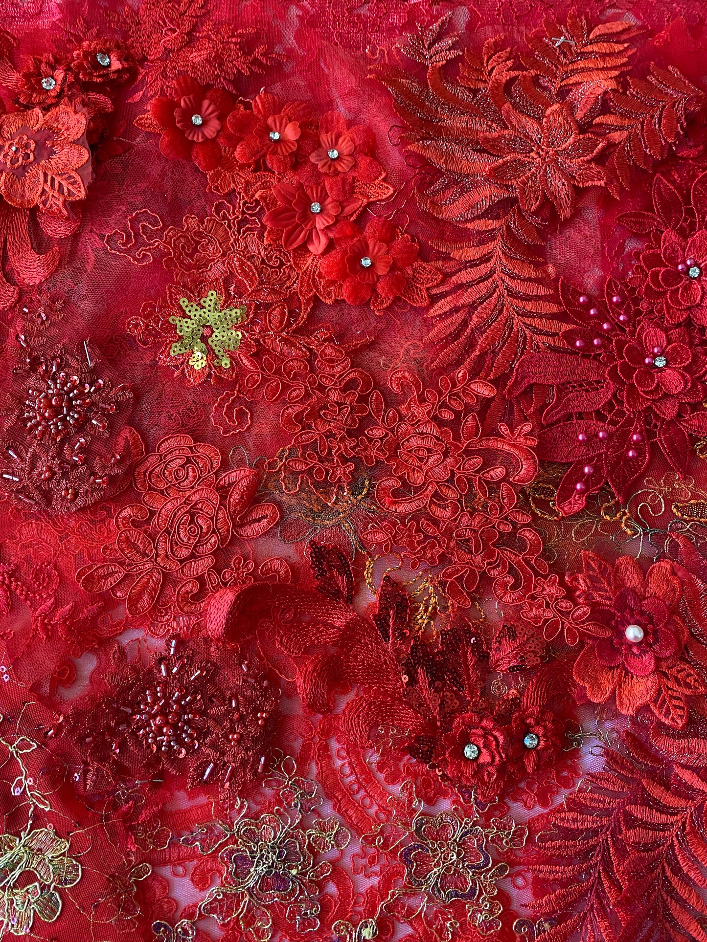Lace Remnants -Red Mix