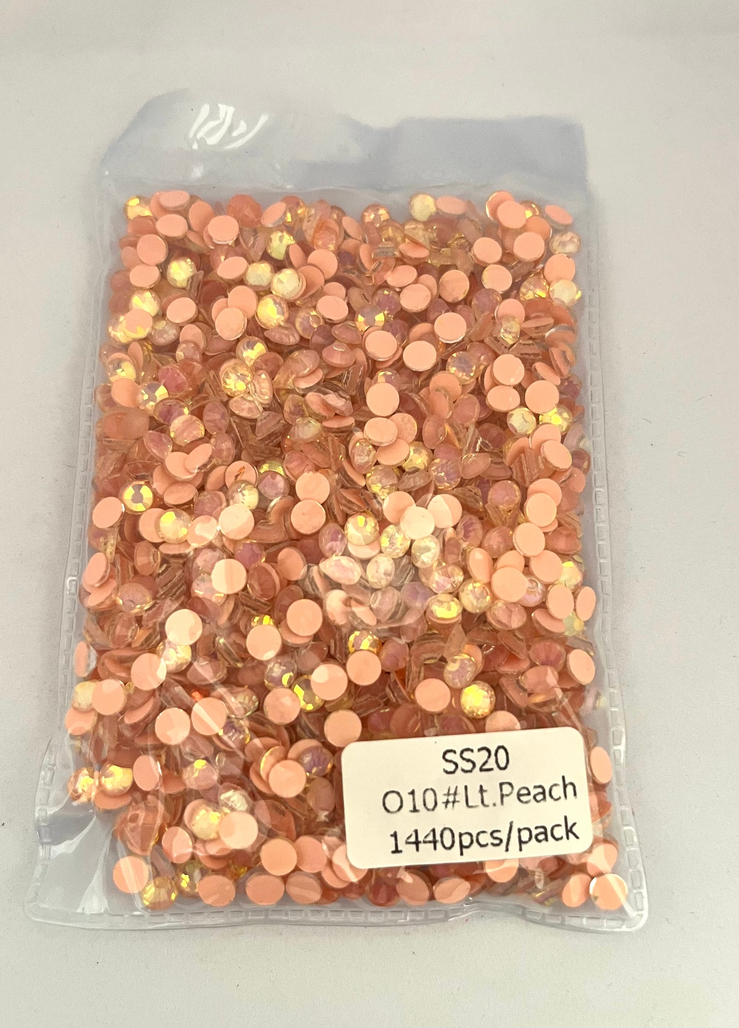 Opal Luminous  Lt Peach - MO010
