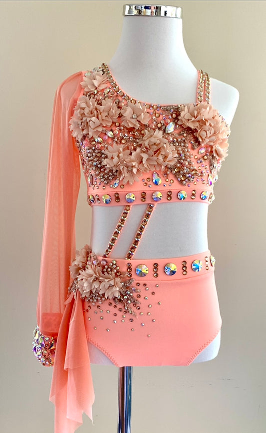 Apricot Lyrical Size 6