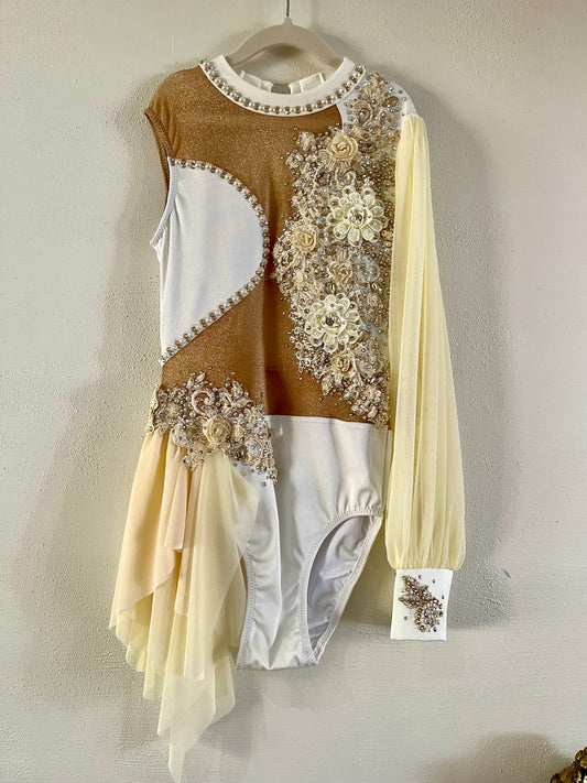 Ivory and Champagne Lyrical Size 12