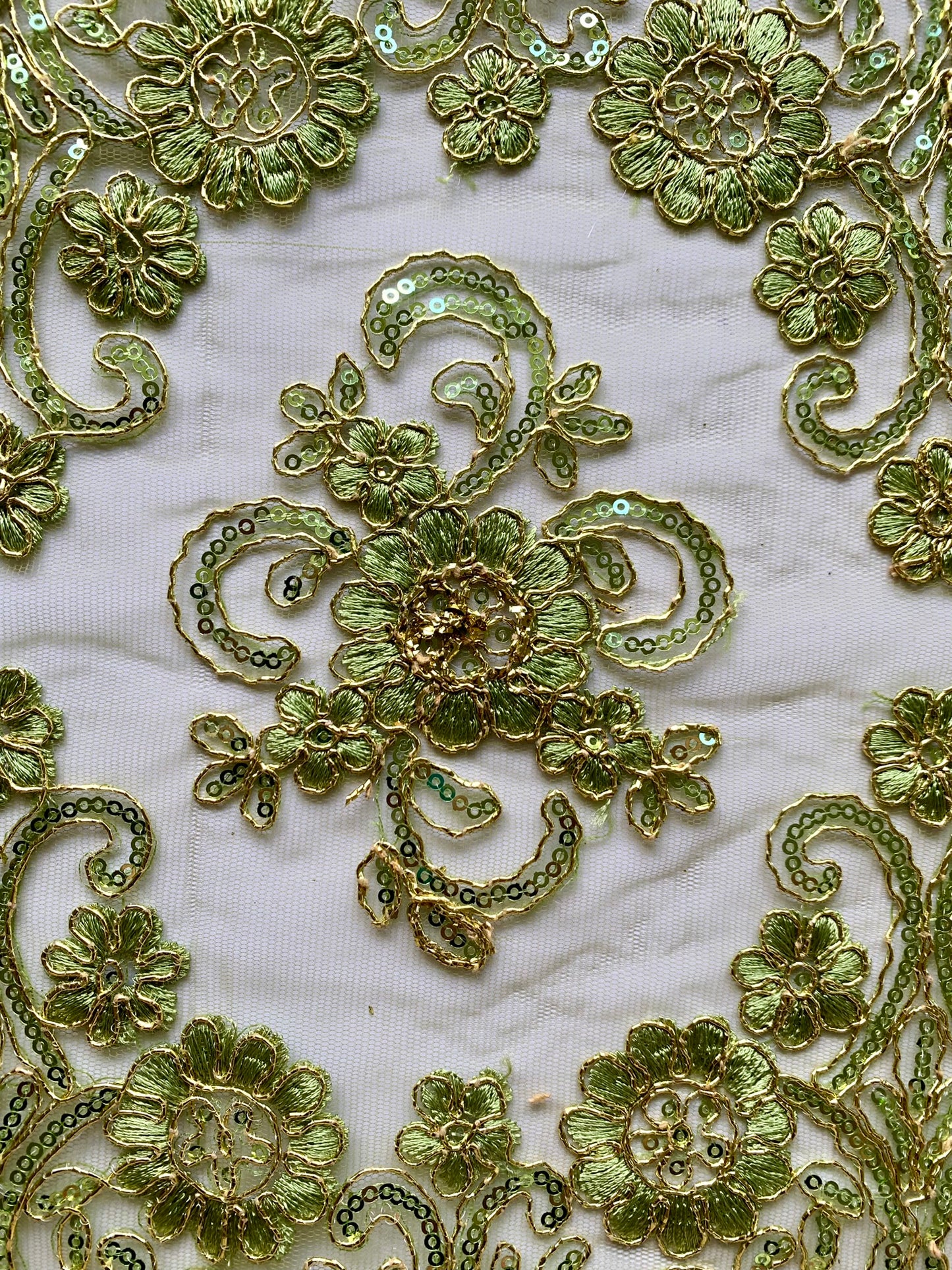 Lily Lace Border - Olive Green